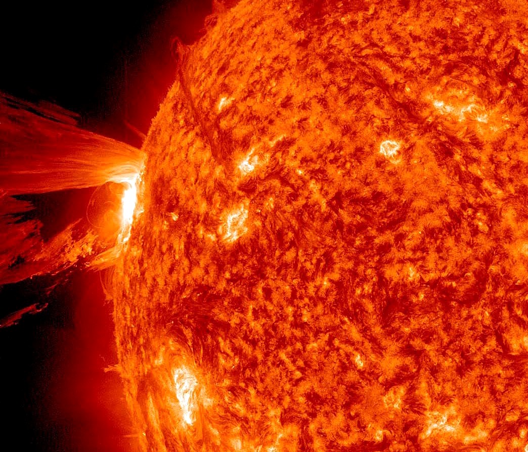 Eyección de masa coronal en alta definición fotografiada por la NASA